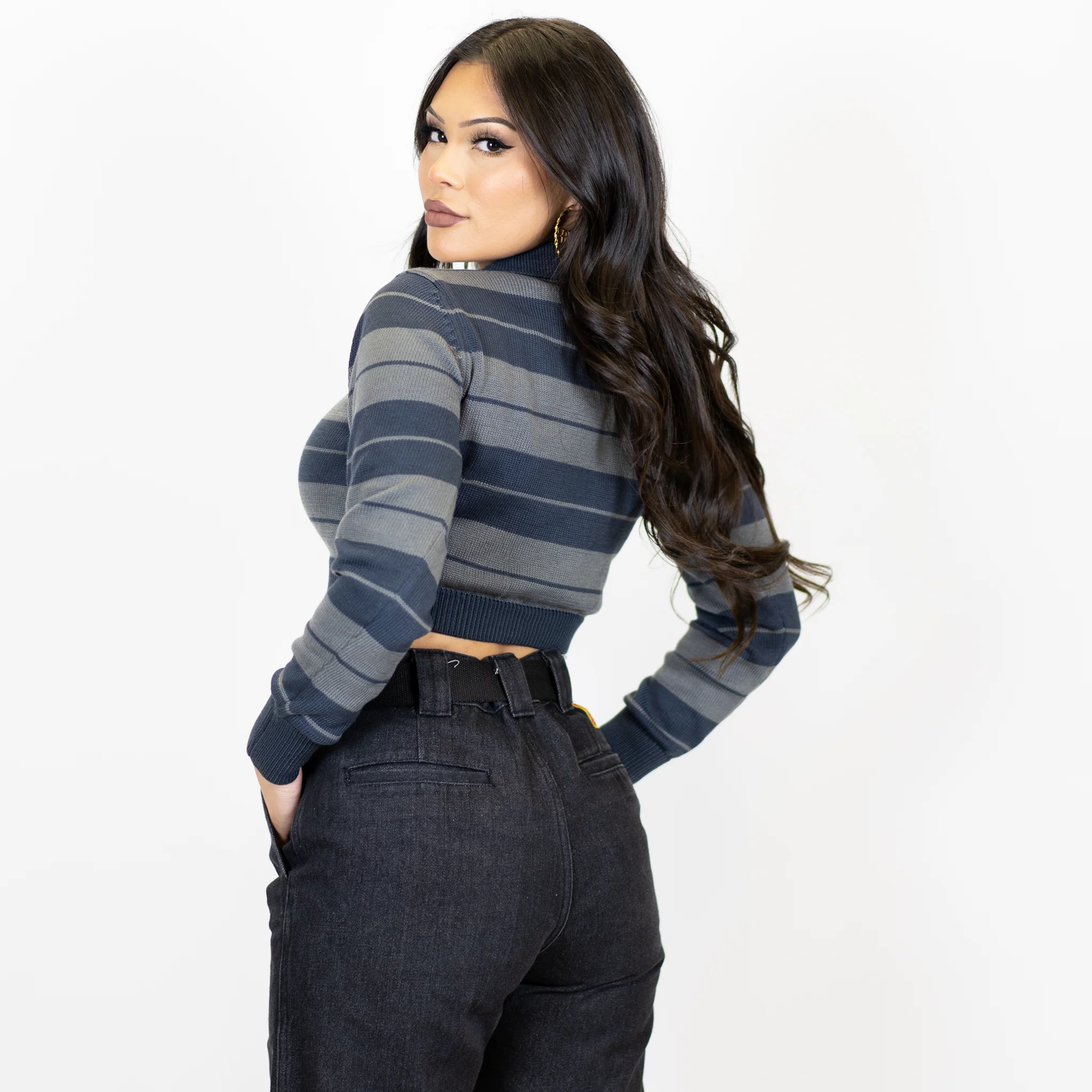 FB County Long Sleeve Charlie Brown Crop Top - Image 19