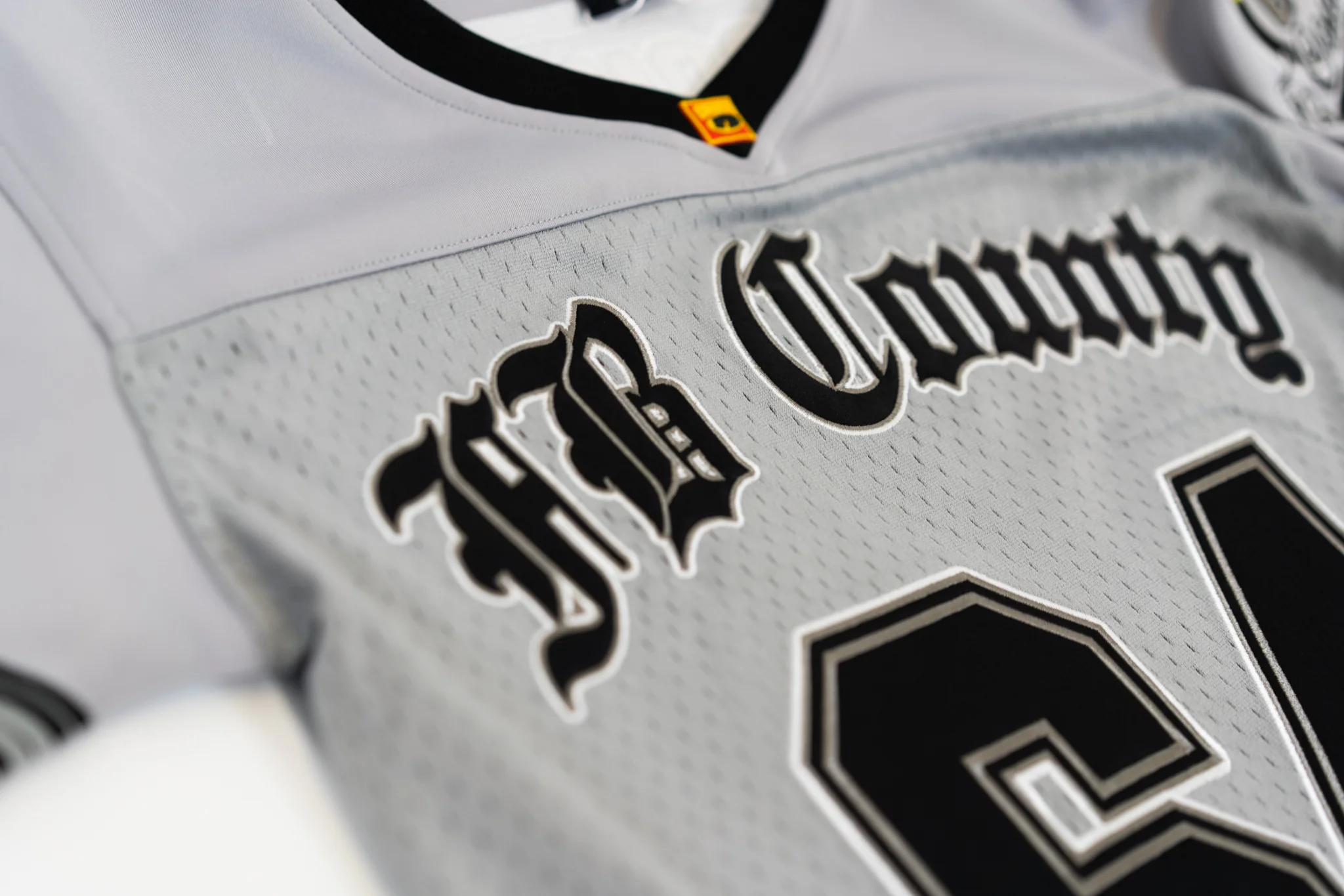 FB County Womens Football Classic Signature Jersey - Image 13