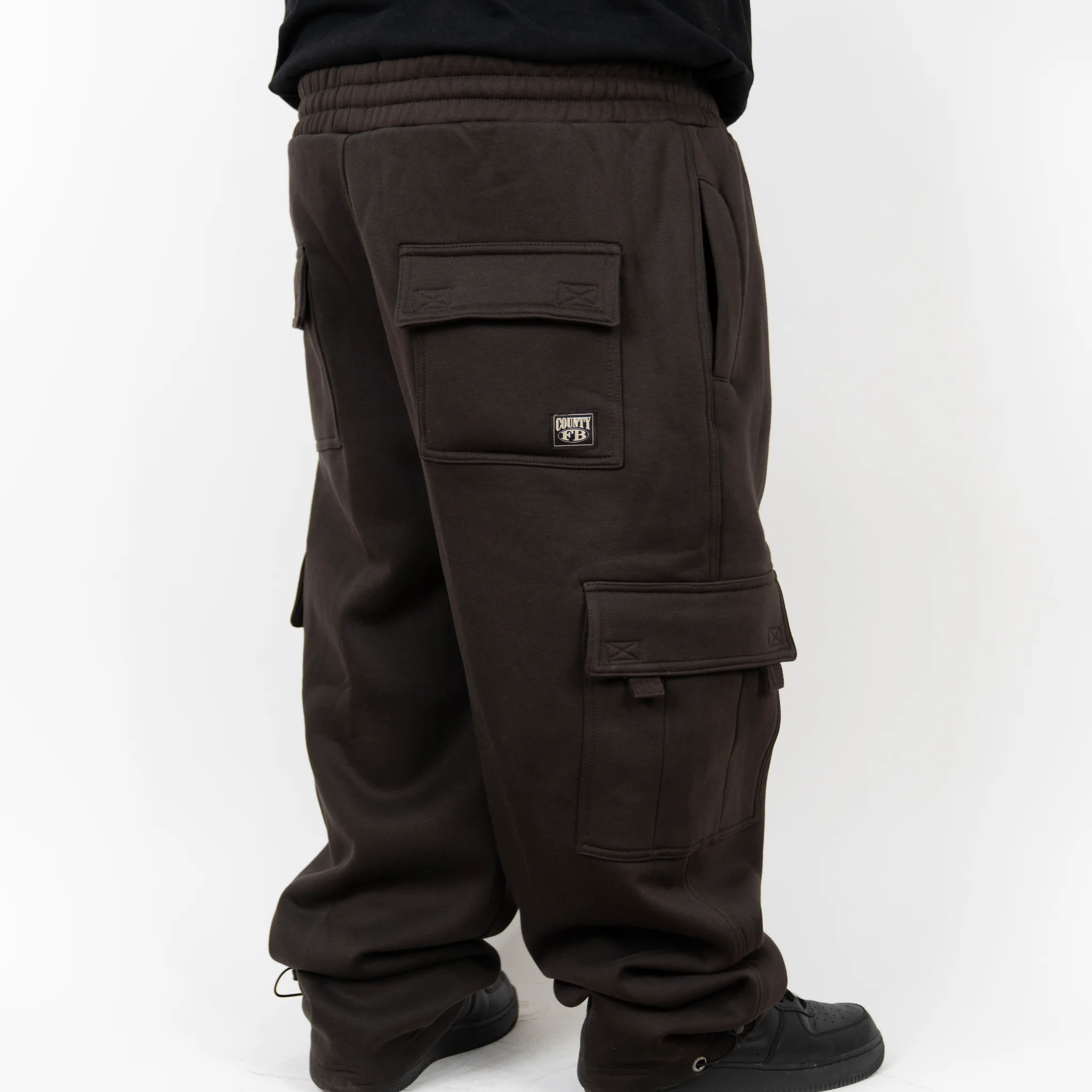 FB County Heavyweight Baggy Cargo Sweatpants - Image 16